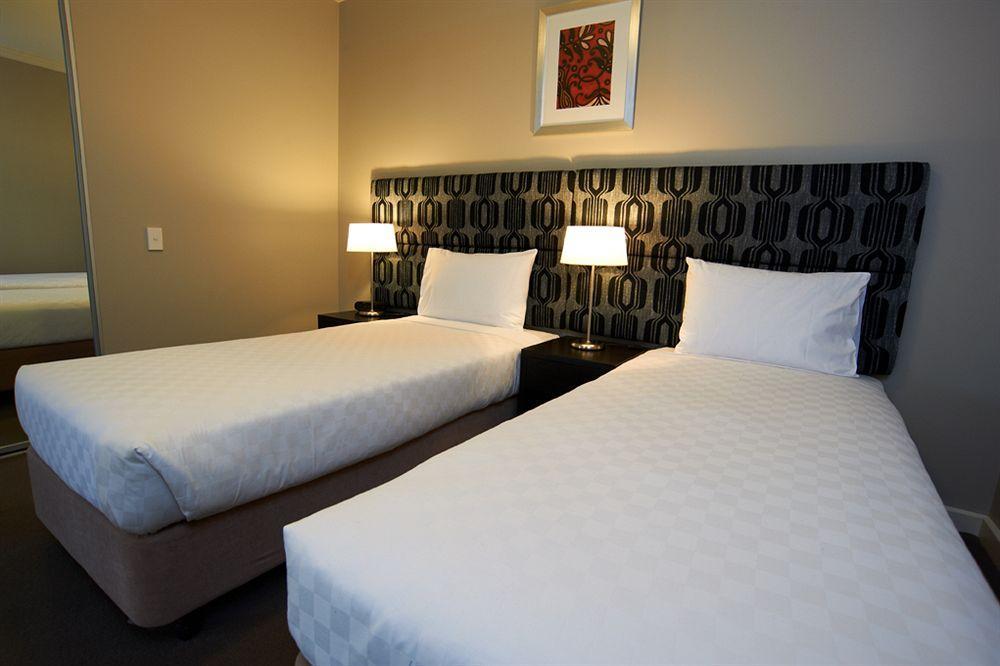 Quest Campbelltown Aparthotel Kültér fotó