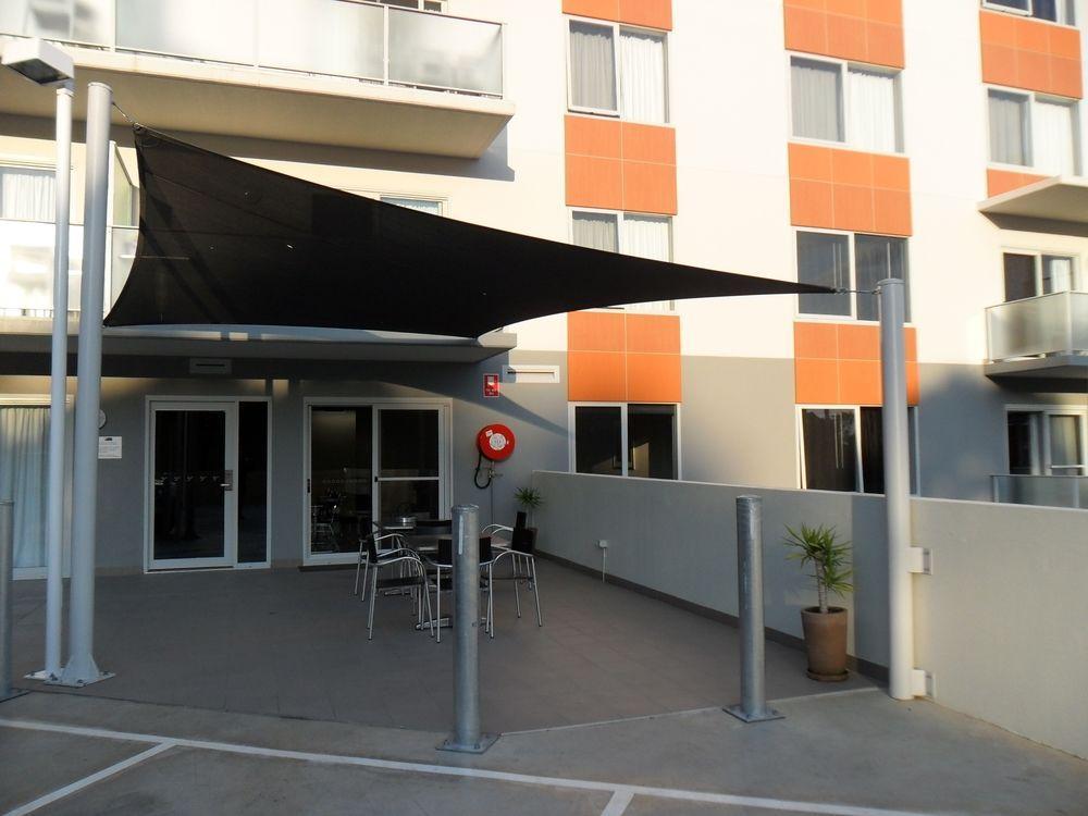 Quest Campbelltown Aparthotel Kültér fotó