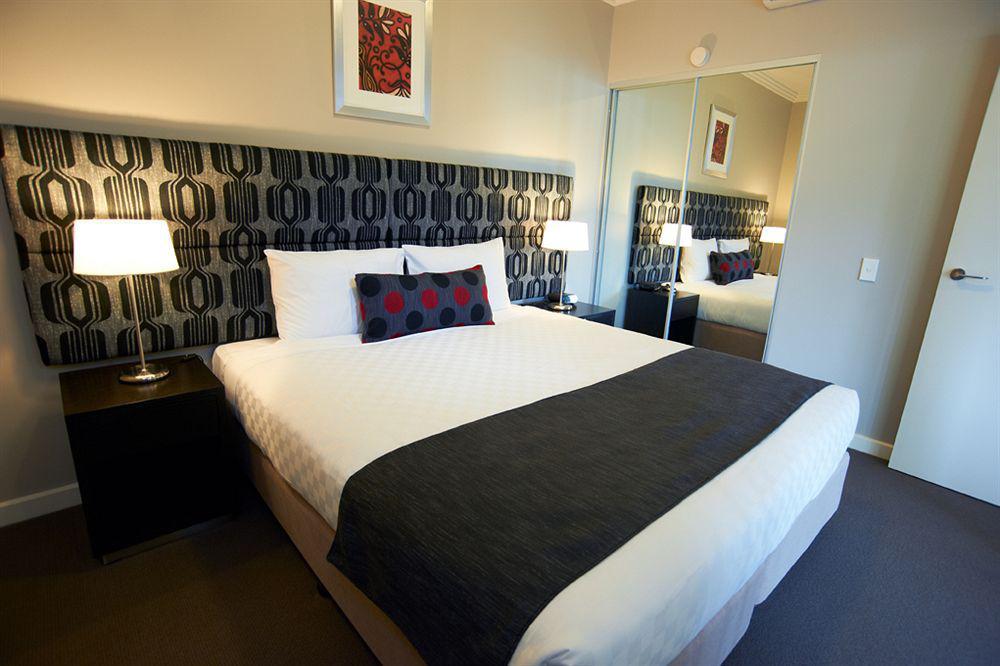 Quest Campbelltown Aparthotel Kültér fotó